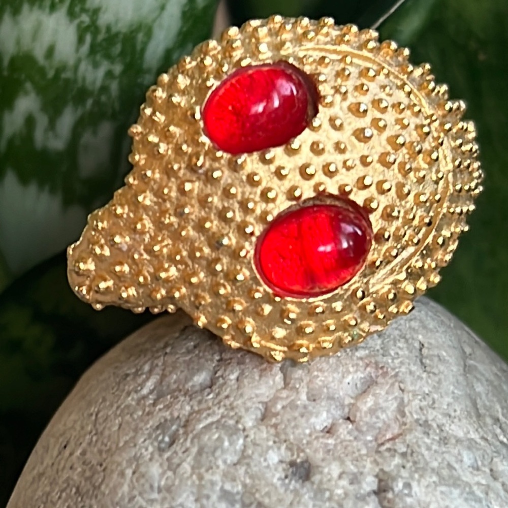 Vendome vintage ring